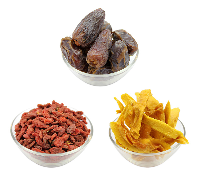 mixed dried fruits